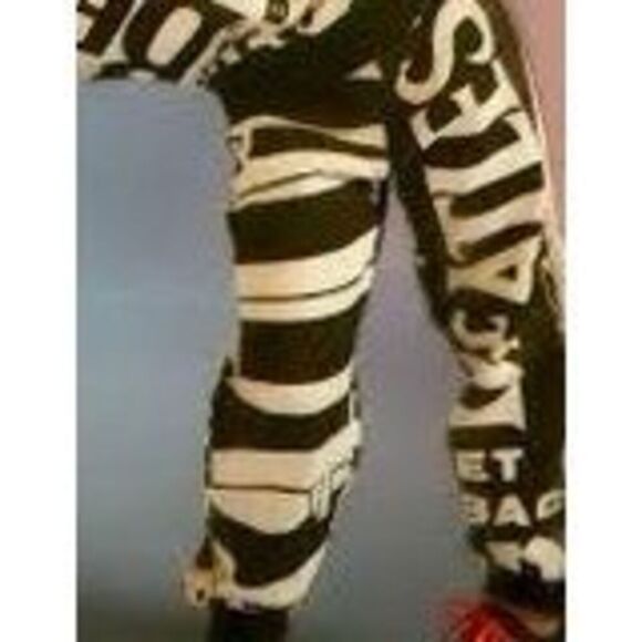 NWT Stella McCartney Kids x The Beatles "Get Back" Joggers. Size 6 - Picture 3 of 7